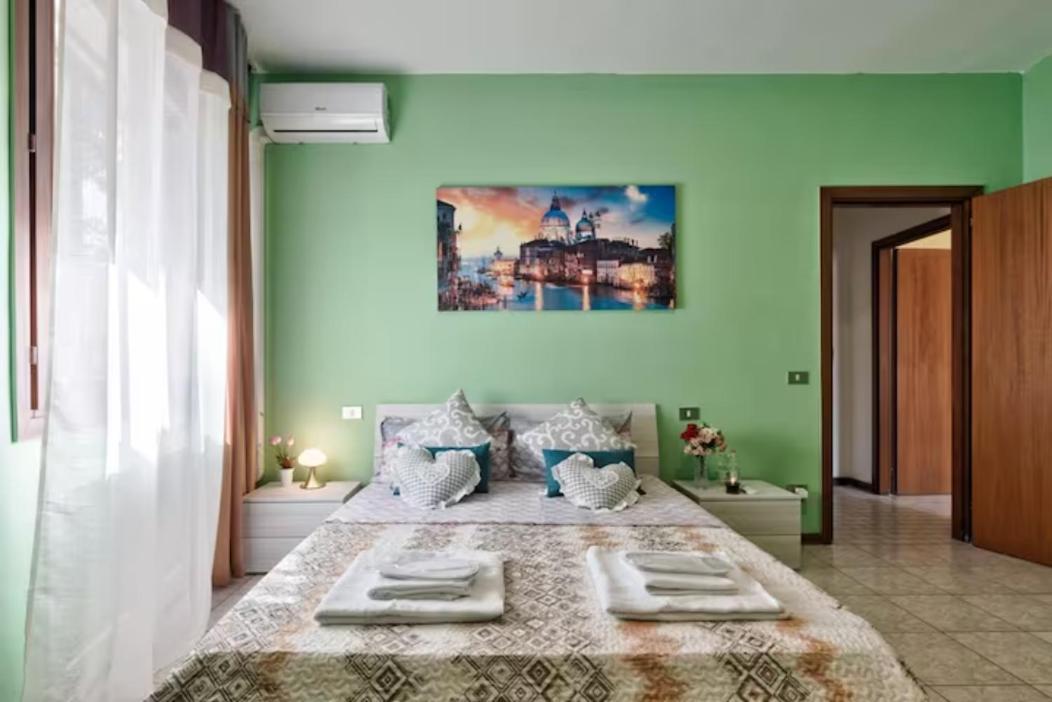Venice Miramare Residence Mestre Luaran gambar