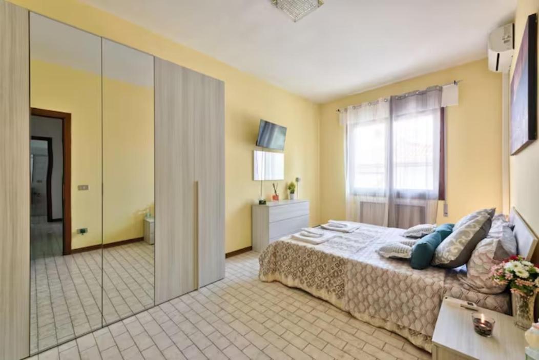 Venice Miramare Residence Mestre Luaran gambar