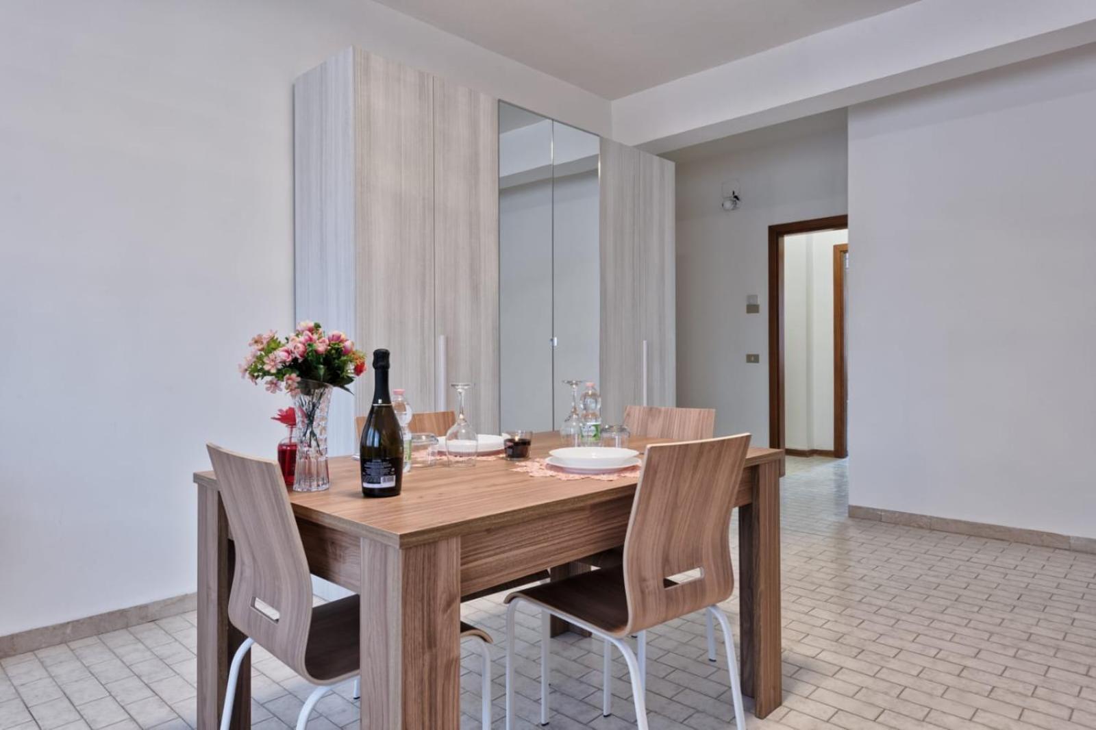 Venice Miramare Residence Mestre Luaran gambar