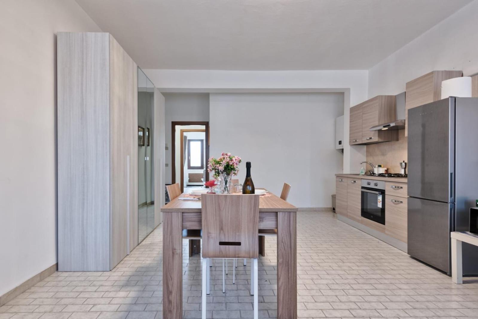 Venice Miramare Residence Mestre Luaran gambar